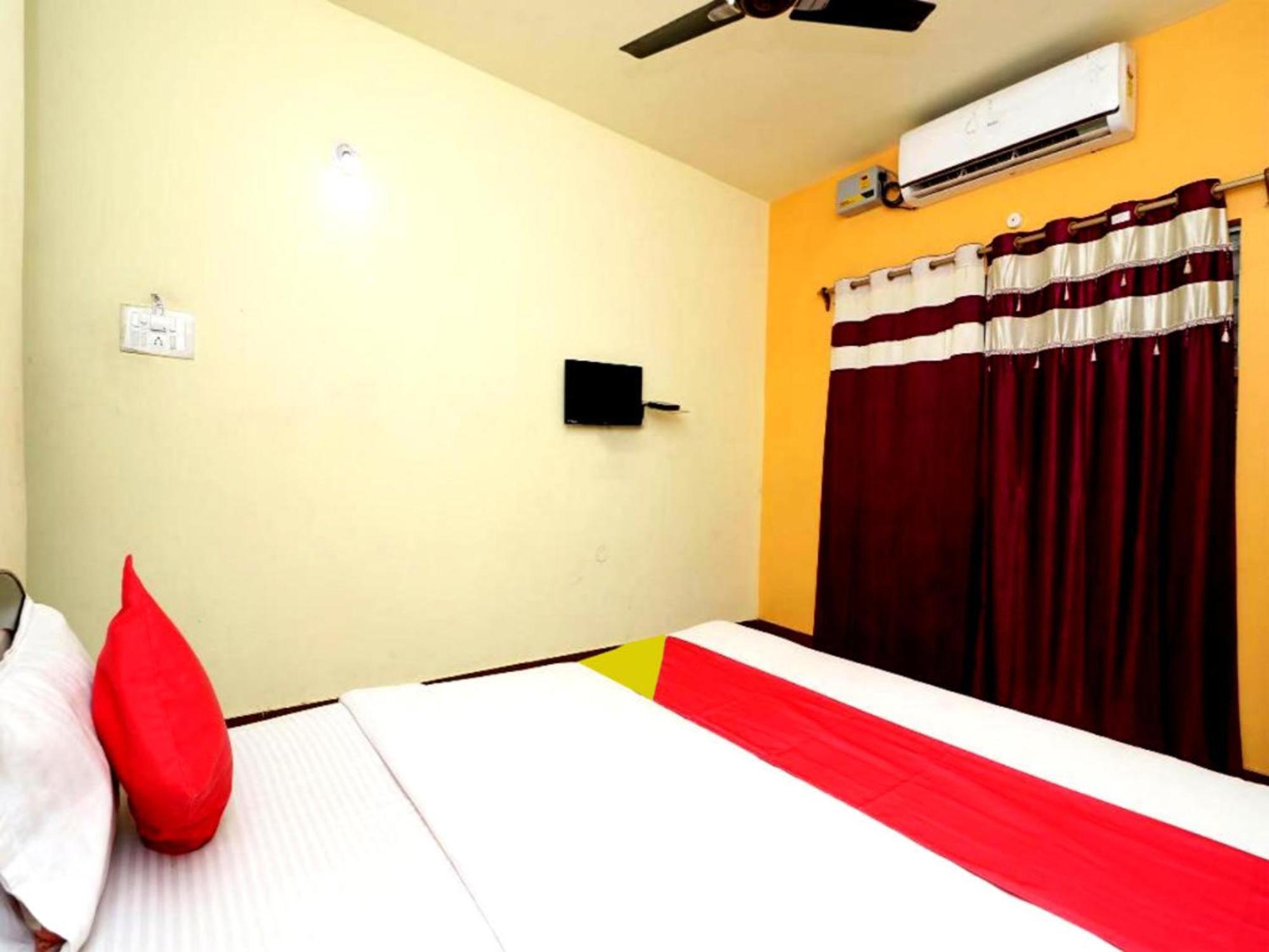 Hotel Shree Bhumi Puri - Near Sea Beach-Excellent Customer Choice-Best Seller By Morservices Buitenkant foto