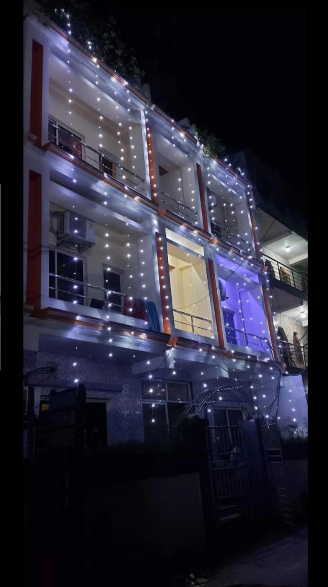 Hotel Shree Bhumi Puri - Near Sea Beach-Excellent Customer Choice-Best Seller By Morservices Buitenkant foto